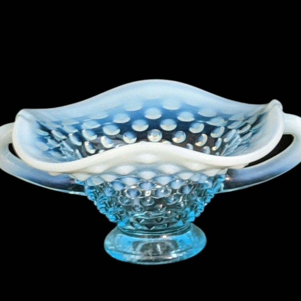 Vintage Blue Opalescent Hobnail Bon Bon/Candy Dish With Handles 5-1/2”X2”